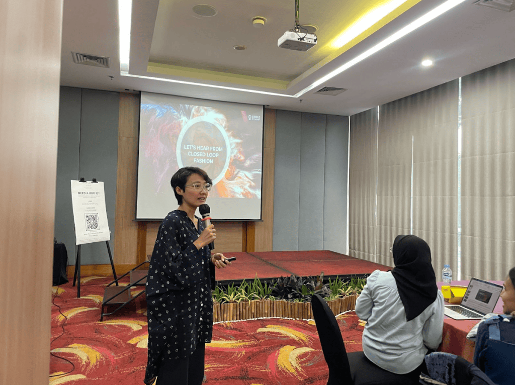 Annisa from Closed Loop Fashion giving an input session at Circle Economy's Training of Trainer event in Bandung Indonesia