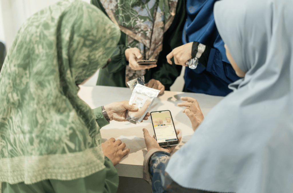 Women from Evermos E-Commerce Platform