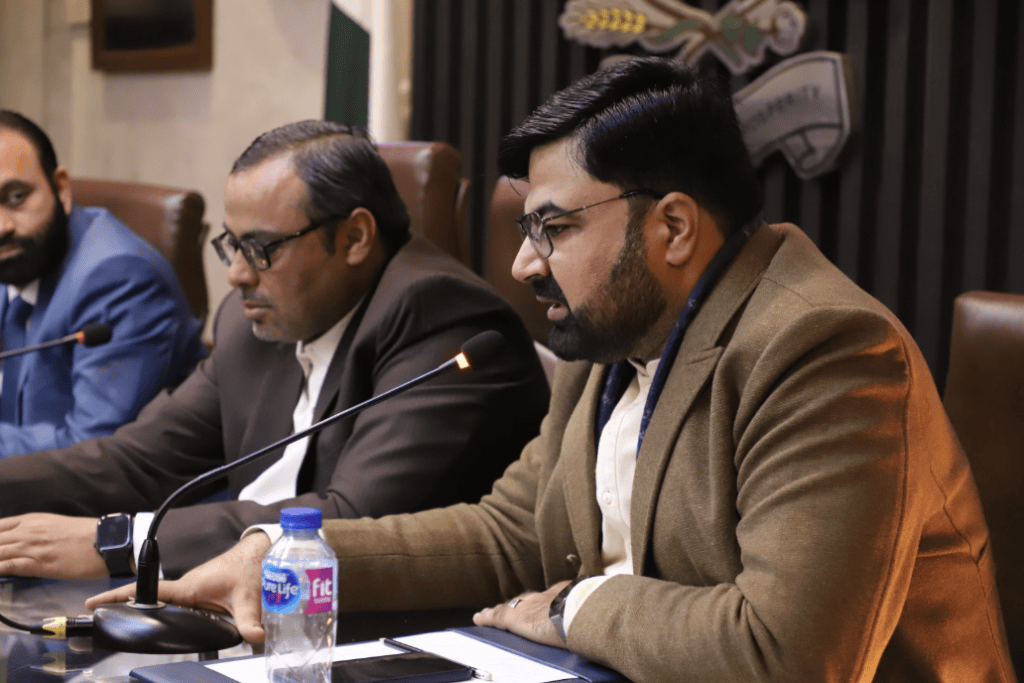 Dr. Muzammil Hussain at the Faisalabad Chamber of Commerce